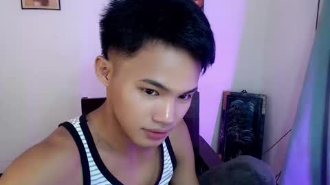 asian_lover05 online show from October 7, 10:06 pm