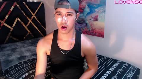 asiancum_peter online show from March 12, 3:21 am
