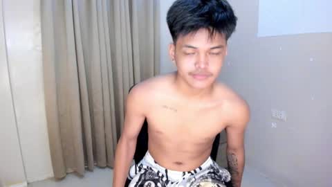 VICTORIA SCOTT online show from February 2, 9:51 am