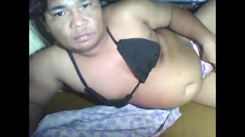 Snapshot of asianqueenforsex chatting on December 7, 5:26 pm asianqueenforsex online show from December 7, 5:26 pm