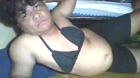 Snapshot of asianqueenforsex chatting on December 18, 11:24 am asianqueenforsex online show from December 18, 11:24 am