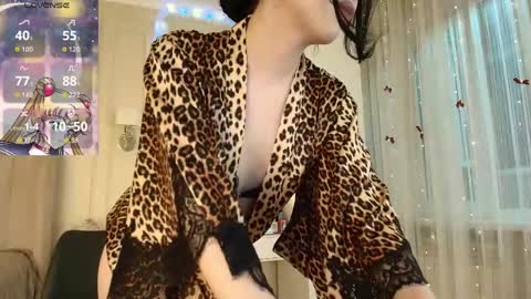 Min-Ah online show from May 14, 8:29 pm