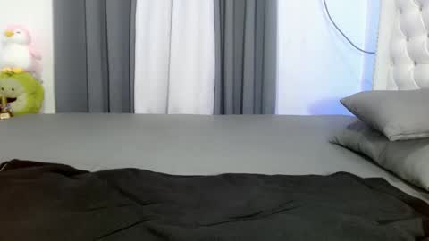 Roy online show from January 26, 6:37 pm