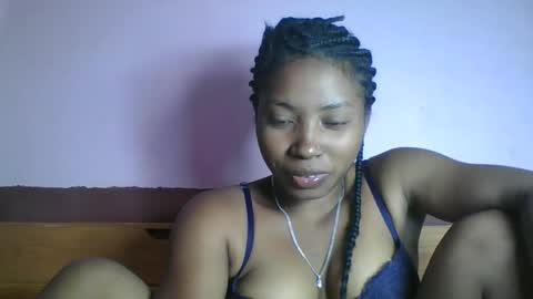 asmiraa online show from April 3, 4:58 pm