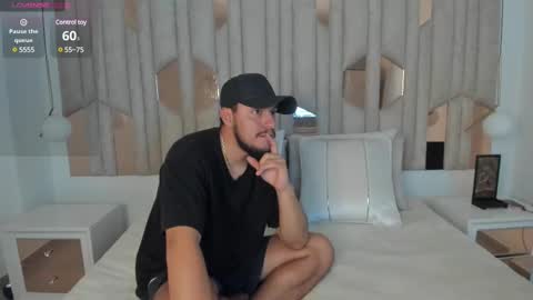 asmodeo6_ online show from March 3, 2:17 pm