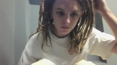 Snapshot of asphalt_surfer chatting on September 19, 9:13 am asphalt surfer online show from September 19, 9:13 am