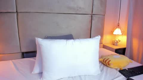  Assh  online show from October 29, 4:58 am