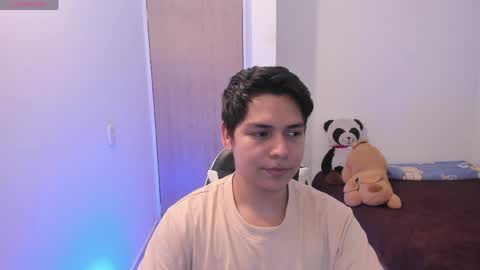 Asta Kuno online show from April 7, 4:47 am