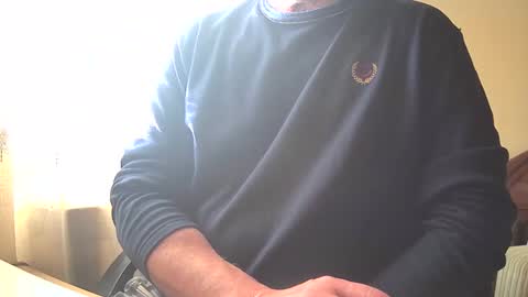 astelover online show from December 25, 2:23 pm