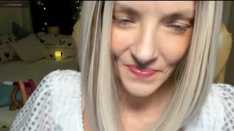 Asteris online show from November 14, 7:49 pm