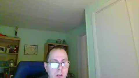 Andrew or Smiley Read the message in bold above the bio design for info on the situation. online show from March 8, 4:23 am