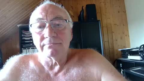 asusandy online show from June 22, 12:34 pm
