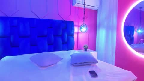 Athenea online show from November 14, 4:14 am