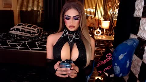 athisamoore online show from April 3, 12:39 am