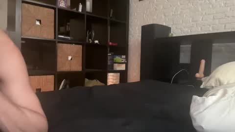 athletic_sweetboy online show from April 1, 1:52 pm