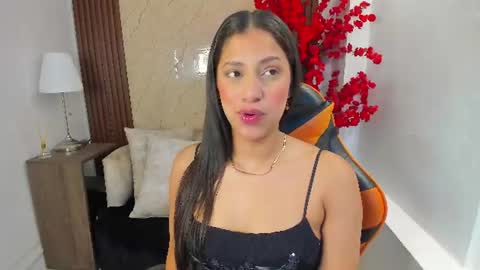 Atiena online show from July 2, 7:41 pm