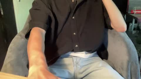 Undress a hung twink  online show from July 24, 1:41 pm