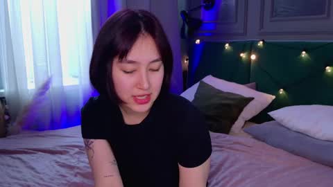 Snapshot of audreyalright chatting on March 11, 7:03 am Audrey online show from March 11, 7:03 am