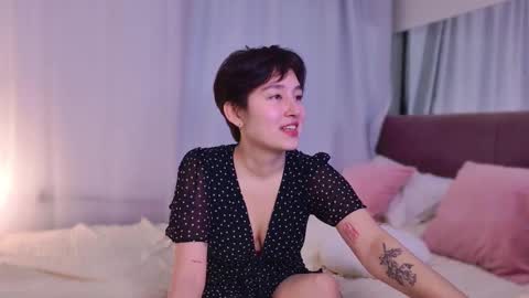 Snapshot of audreyalright chatting on September 18, 7:12 am Audrey online show from September 18, 7:12 am