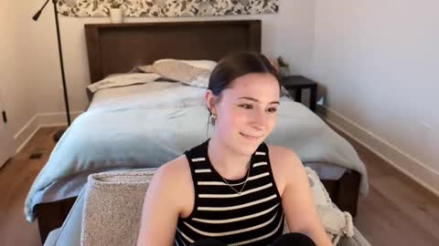 Miss Audrey online show from March 6, 9:53 pm