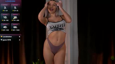 Isabella online show from March 26, 9:03 am