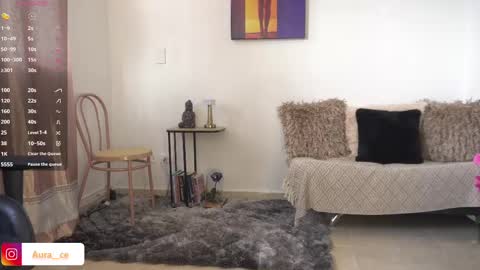 Snapshot of aura_sensual chatting on February 22, 8:42 pm        . online show from February 22, 8:42 pm