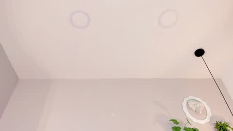 Aura online show from April 14, 9:07 pm