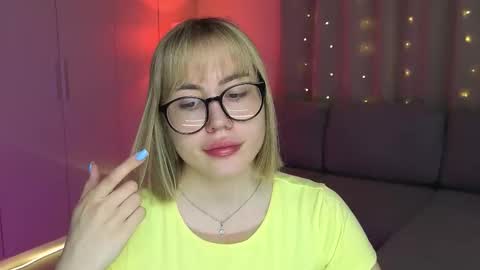 aurelia_voss online show from March 14, 6:06 am