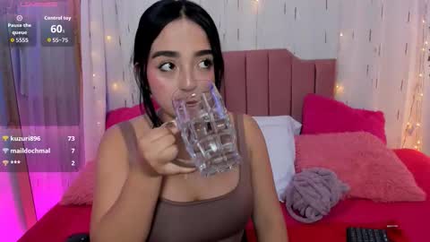 Snapshot of aurora_duval chatting on October 12, 11:17 pm aurora_duval online show from October 12, 11:17 pm