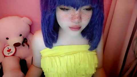 cute online show from May 30, 11:36 pm