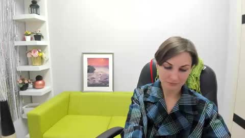 Aurora online show from February 26, 4:05 pm