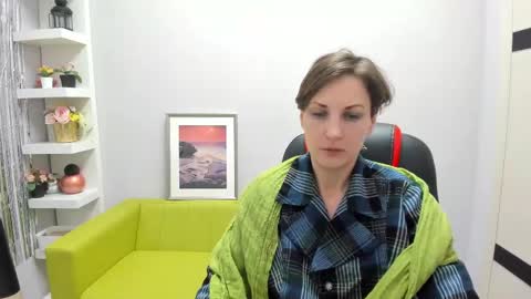 Aurora online show from February 27, 4:35 am