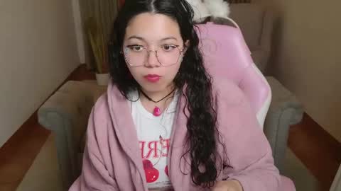 Aurora online show from February 24, 10:02 pm