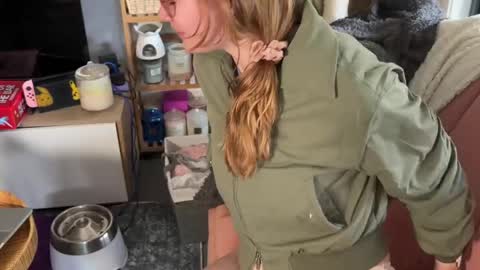 AussieAddison online show from June 2, 12:12 am