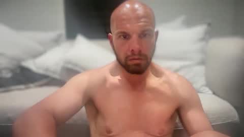 aussieboycal online show from May 1, 11:59 am