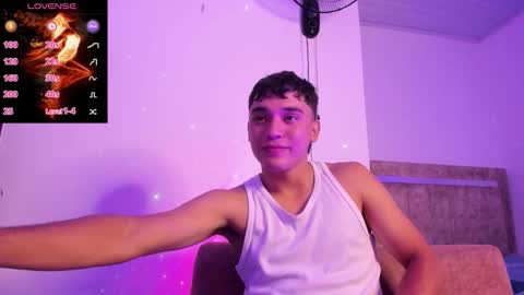 Snapshot of austin_cardieff_ chatting on September 26, 3:36 am Austin online show from September 26, 3:36 am