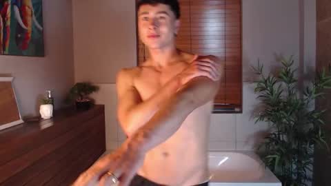 Austin  online show from February 9, 8:44 pm