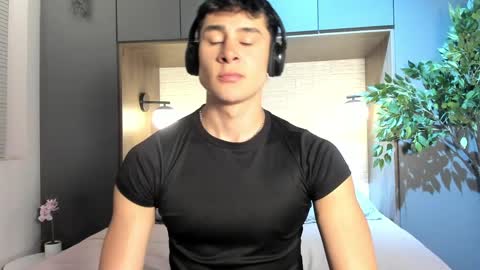 Austin  online show from April 4, 7:10 pm