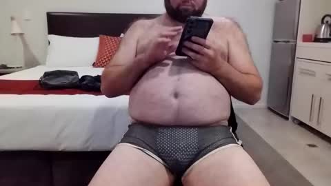 austinnz11 online show from October 28, 9:54 am