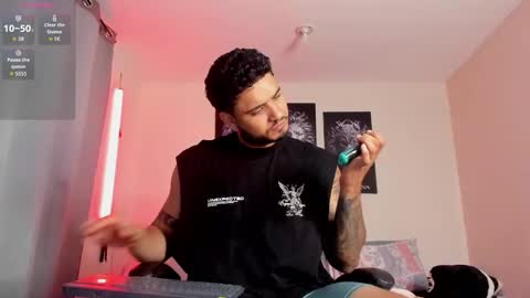 AustinTorres  online show from October 20, 2:49 am