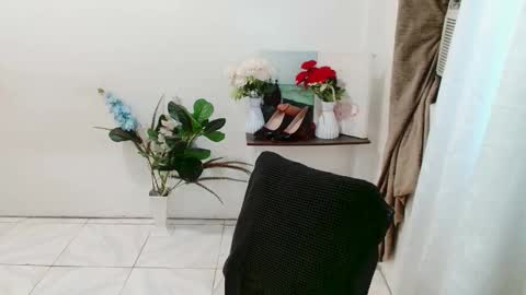 avacadaxcx online show from February 16, 2:43 am