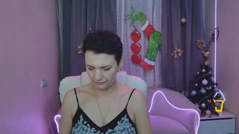 avasaturnian online show from December 20, 8:32 am