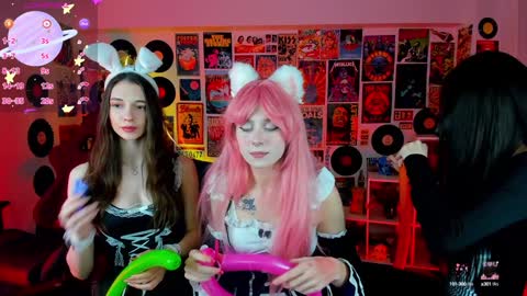 Avie online show from January 30, 9:25 pm