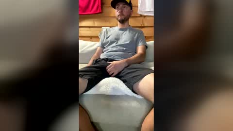 averagejoe_8 online show from May 24, 5:41 pm