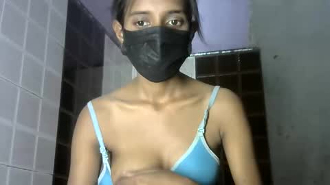 avery_lust01 online show from May 25, 5:57 am
