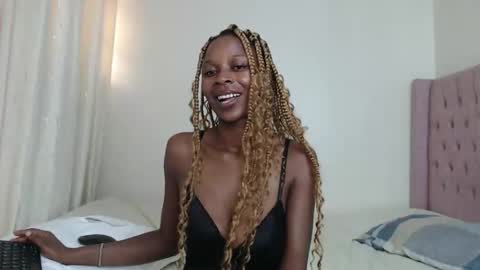 Avian online show from December 20, 9:05 am