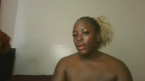 avian_babe1 online show from July 26, 11:19 am