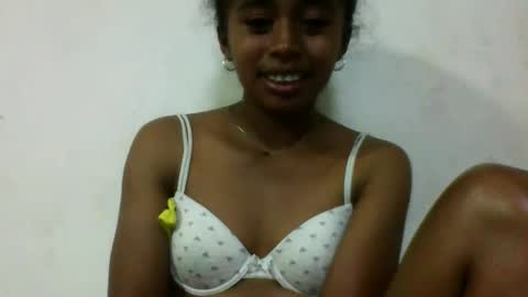 avontsoaldy online show from October 17, 3:49 pm