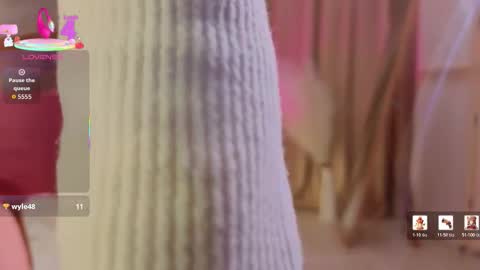 Avril online show from February 13, 9:18 pm