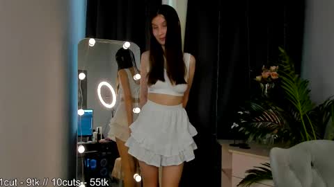 Avrora online show from October 11, 7:35 am